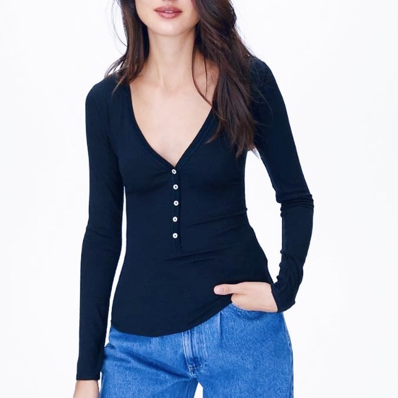 Aritzia Wilfred Free Navy Blue Sula Henley Top